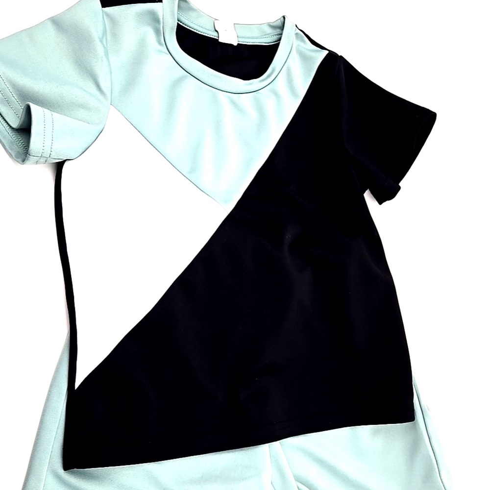 Boys Outfit Set Size 5 Years Matching 2pc Top Shorts Elastic Waist Drawstring